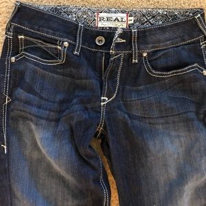 Ariat woman’s straight leg jeans. Size 29R